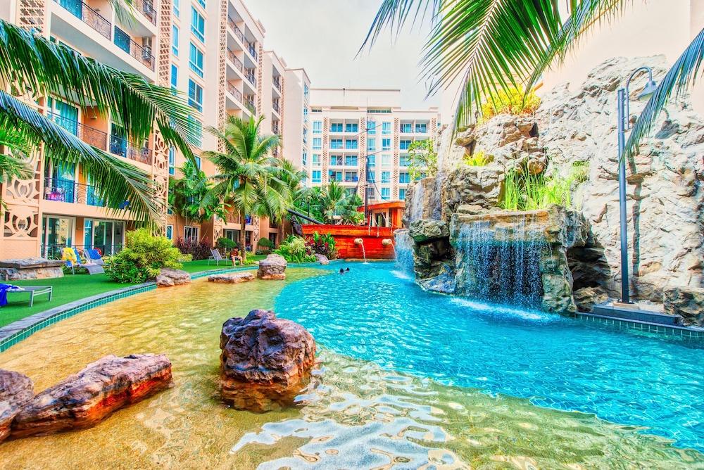 חוף ג'ומטיין Atlantis Condo Resort מראה חיצוני תמונה