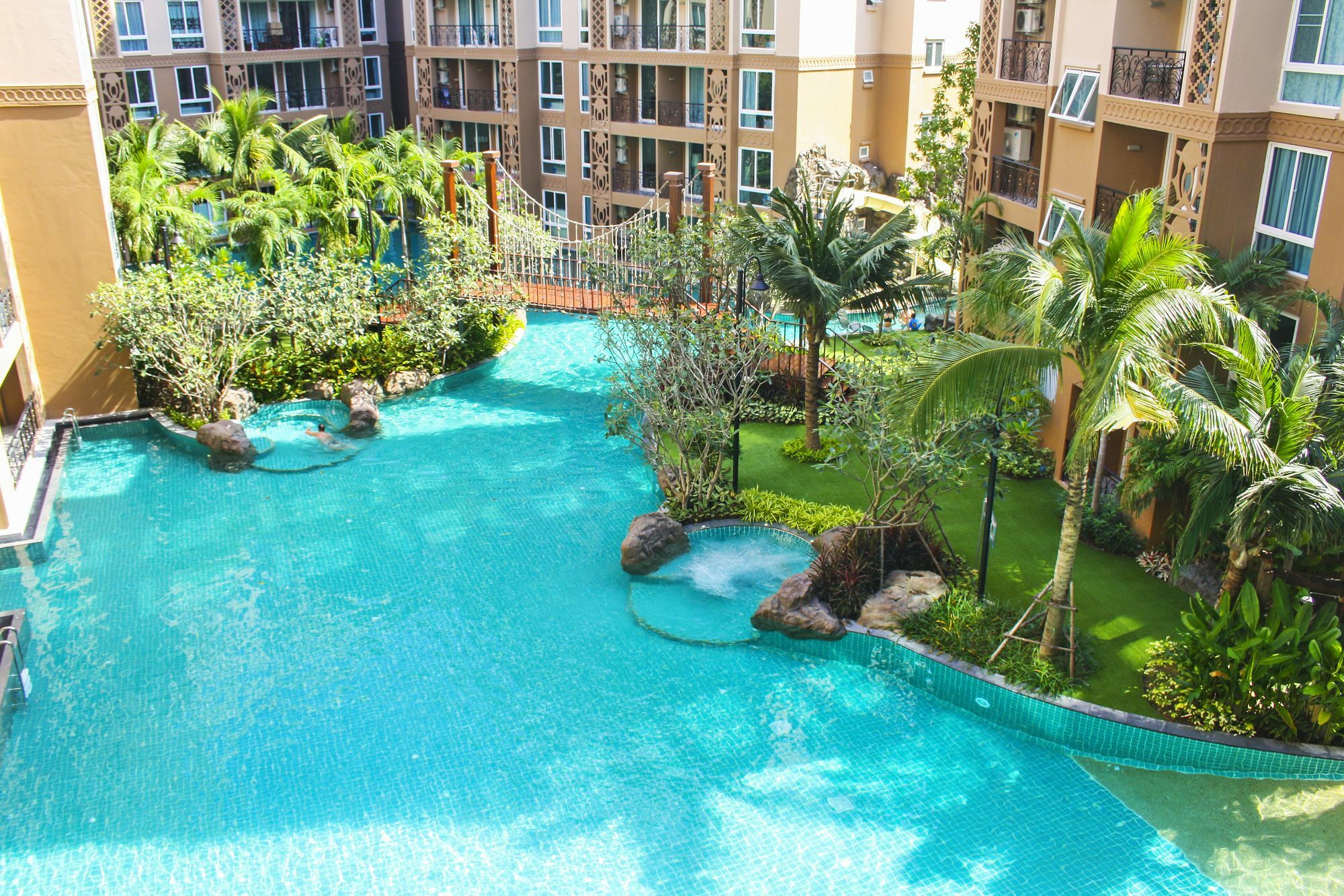 חוף ג'ומטיין Atlantis Condo Resort מראה חיצוני תמונה